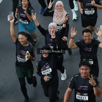 Runner Photo 1642322