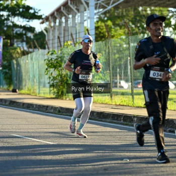 Runner Photo 1642481