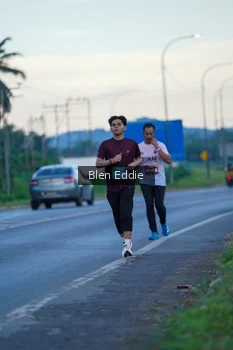 Runner Photo 1642538