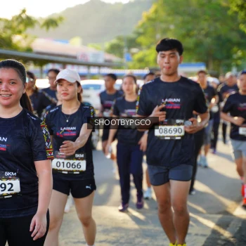 Runner Photo 1642541