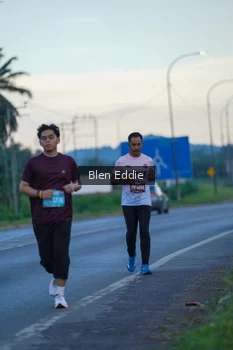 Runner Photo 1642563