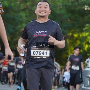 Runner Photo 1642721
