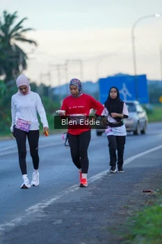 Runner Photo 1642810