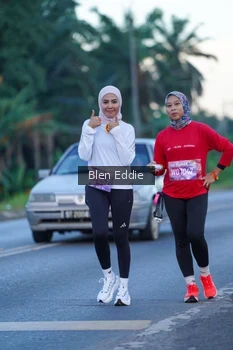 Runner Photo 1642852