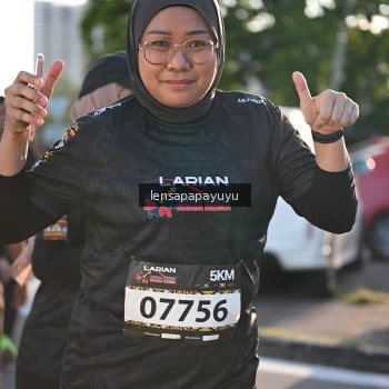 Runner Photo 1642856