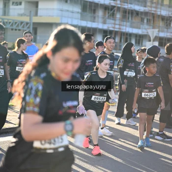 Runner Photo 1642935