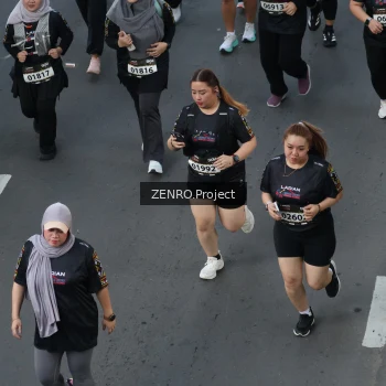 Runner Photo 1643082