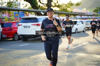 Runner Photo 1643090