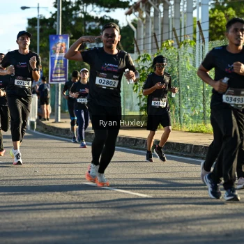 Runner Photo 1643122