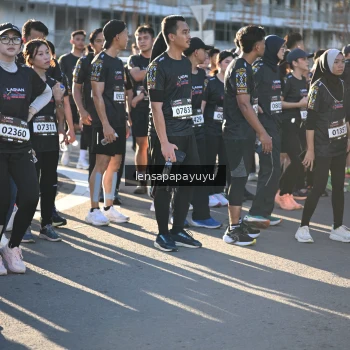 Runner Photo 1643227