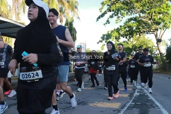 Runner Photo 1643364