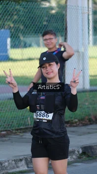 Runner Photo 1643387
