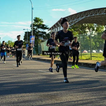 Runner Photo 1643494