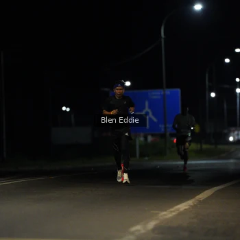 Runner Photo 1643599