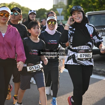 Runner Photo 1643791
