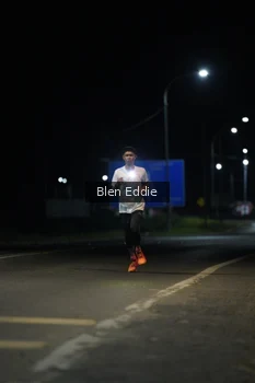 Runner Photo 1643803