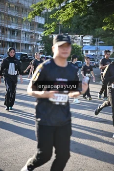 Runner Photo 1643865