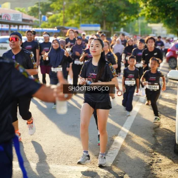 Runner Photo 1643915