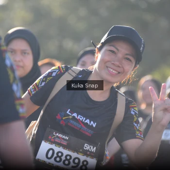 Runner Photo 1643940