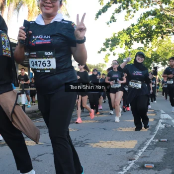 Runner Photo 1644110