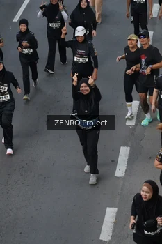 Runner Photo 1644251
