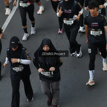 Runner Photo 1644480