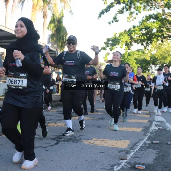 Runner Photo 1644612