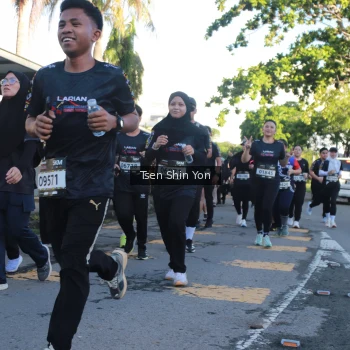 Runner Photo 1644634