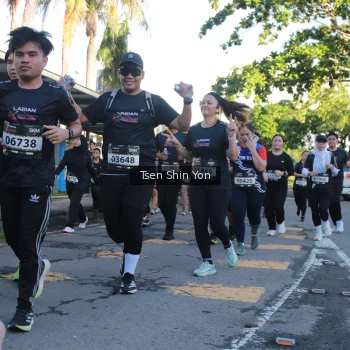 Runner Photo 1644636