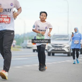 Runner Photo 1644683