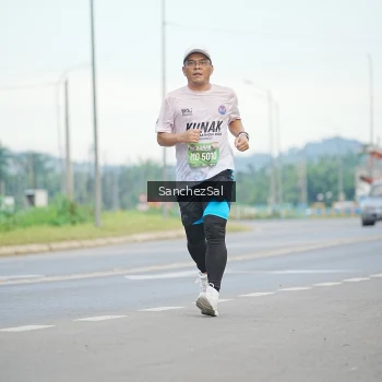 Runner Photo 1644973