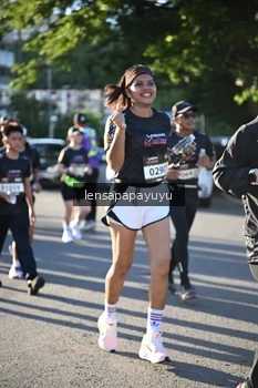 Runner Photo 1644981