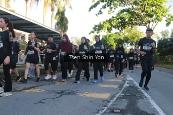 Runner Photo 1645004