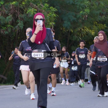Runner Photo 1645032