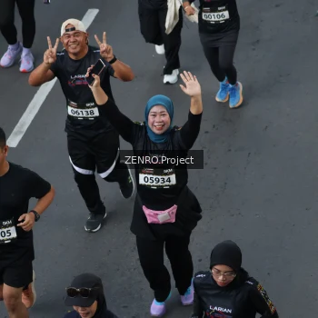 Runner Photo 1645172