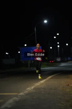 Runner Photo 1645249