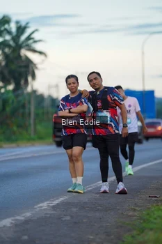 Runner Photo 1645273