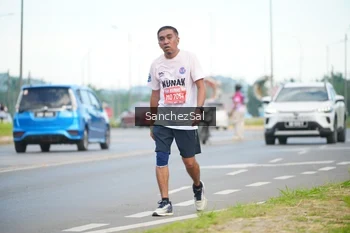 Runner Photo 1645297