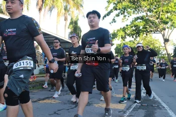 Runner Photo 1645321