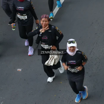 Runner Photo 1645361