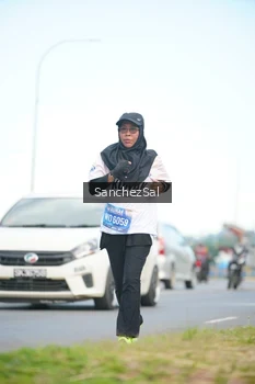 Runner Photo 1645363