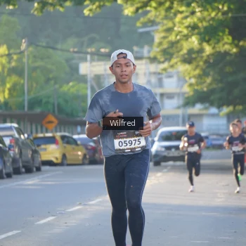 Runner Photo 1645481