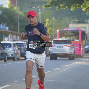 Runner Photo 1645524