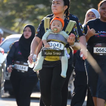 Runner Photo 1645565