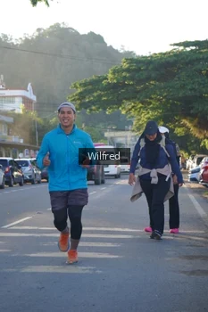 Runner Photo 1645590