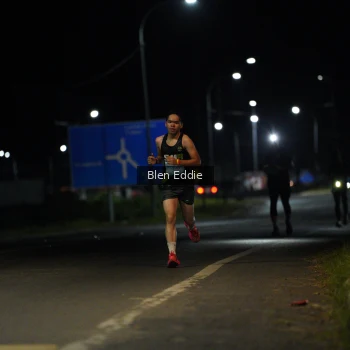 Runner Photo 1645599