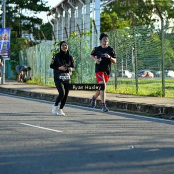 Runner Photo 1645630