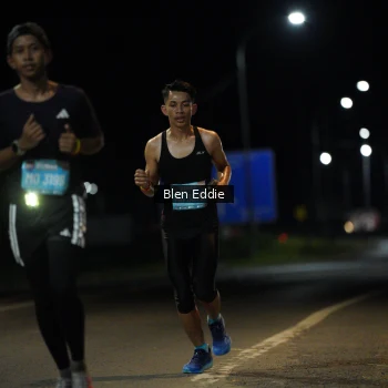 Runner Photo 1645705