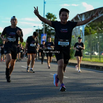 Runner Photo 1645723