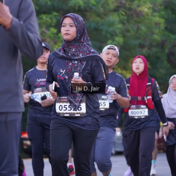 Runner Photo 1645855